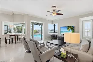 325 Oak Ave, Naples, FL 34108 - Photo 9