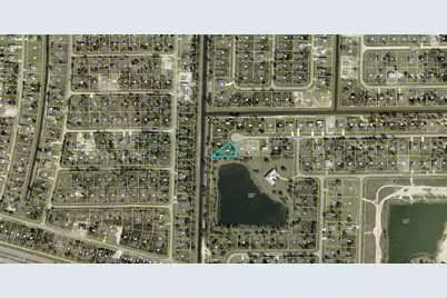904 Gleason St, Lehigh Acres, FL 33974 - Photo 1