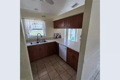 308 NW 20th Ter, Cape Coral, FL 33993 - Photo 25