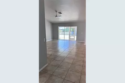 213 SE 24th Ave, Cape Coral, FL 33990 - Photo 5