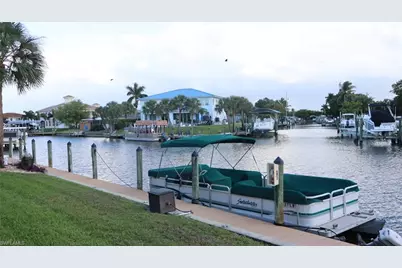 708 Victoria Dr #105, Cape Coral, FL 33904 - Photo 3