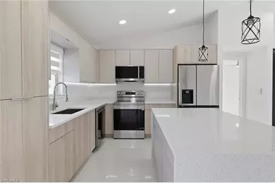 2813 NW 21st Ave, Cape Coral, FL 33993 - Photo 9