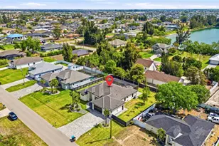 423 SW 19th Ave, Cape Coral, FL 33991 - Photo 43