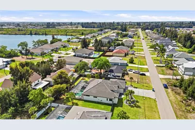 423 SW 19th Ave, Cape Coral, FL 33991 - Photo 39