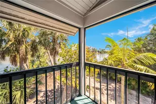 1446 Sandpiper Cir, Sanibel, FL 33957 - Photo 19
