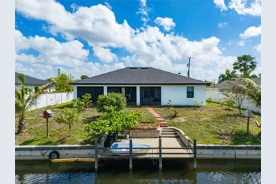 220 NE 8th Pl, Cape Coral, FL 33909 - Photo 29