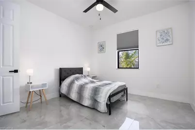 220 NE 8th Pl, Cape Coral, FL 33909 - Photo 19