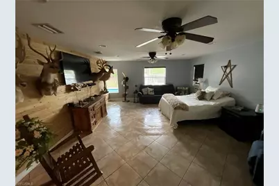 2218 Jackson Ave, Alva, FL 33920 - Photo 9