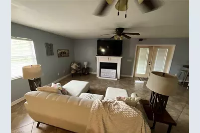 2218 Jackson Ave, Alva, FL 33920 - Photo 7