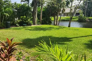 12395 McGregor Woods Cir, Fort Myers, FL 33908 - Photo 19