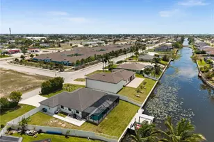 1808 SW 8th Pl, Cape Coral, FL 33991 - Photo 35
