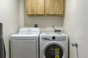 835 Gleason Pkwy, Cape Coral, FL 33914 - Photo 3