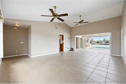 401 NW 36th Pl, Cape Coral, FL 33993 - Photo 5