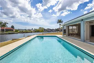 401 NW 36th Pl, Cape Coral, FL 33993 - Photo 3