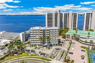 2350 W First St, Fort Myers, FL 33901 - Photo 25