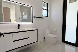 922 Santa Barbara Blvd N, Cape Coral, FL 33993 - Photo 35