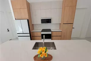 922 Santa Barbara Blvd N, Cape Coral, FL 33993 - Photo 17