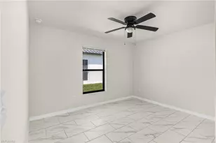 916 NE 1st Pl, Cape Coral, FL 33909 - Photo 15