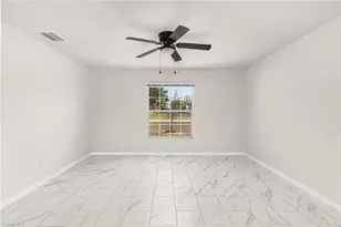 916 NE 1st Pl, Cape Coral, FL 33909 - Photo 17
