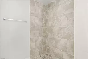 916 NE 1st Pl, Cape Coral, FL 33909 - Photo 19