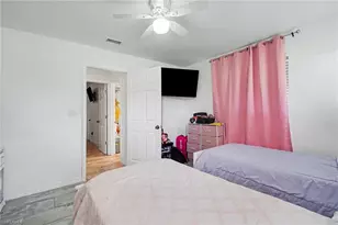 2208/2210 Iris Way, Fort Myers, FL 33905 - Photo 17