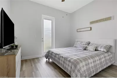 501 NW 5th St, Cape Coral, FL 33993 - Photo 9