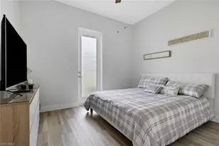 501 NW 5th St, Cape Coral, FL 33993 - Photo 9