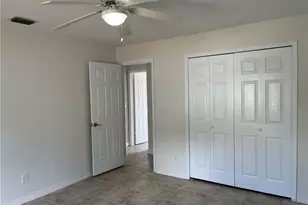 321 Trafalgar Pkwy, Cape Coral, FL 33991 - Photo 17