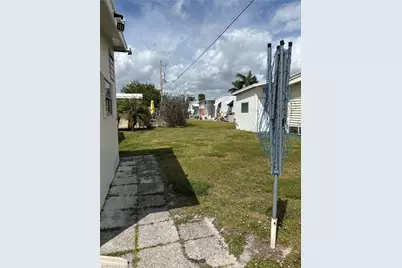 207 Harvest Ln, North Fort Myers, FL 33917 - Photo 23