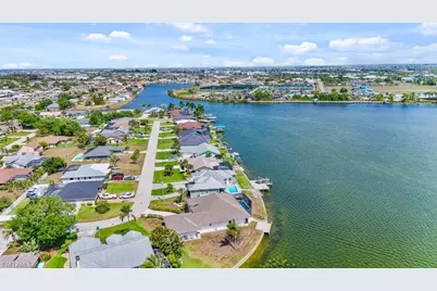 837 SW 2nd Ave, Cape Coral, FL 33991 - Photo 37