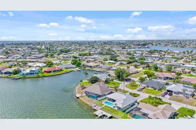 837 SW 2nd Ave, Cape Coral, FL 33991 - Photo 35