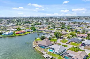 837 SW 2nd Ave, Cape Coral, FL 33991 - Photo 35