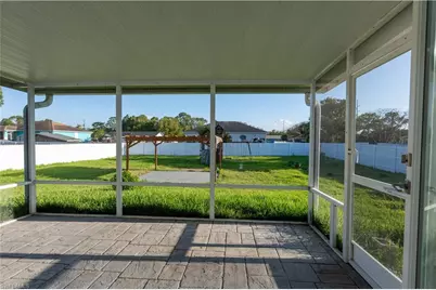 4323 7th St W, Lehigh Acres, FL 33971 - Photo 15