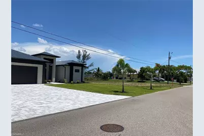 2005 SW 8th Ct, Cape Coral, FL 33991 - Photo 1