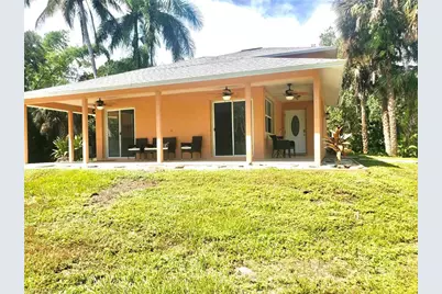 740 19th St SW, Naples, FL 34117 - Photo 9