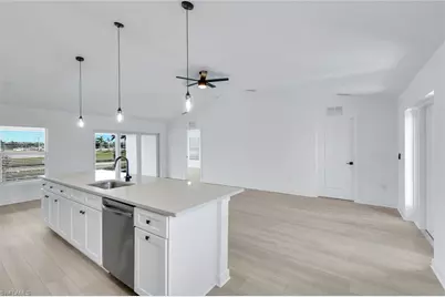 1517 NE 23rd St, Cape Coral, FL 33909 - Photo 9