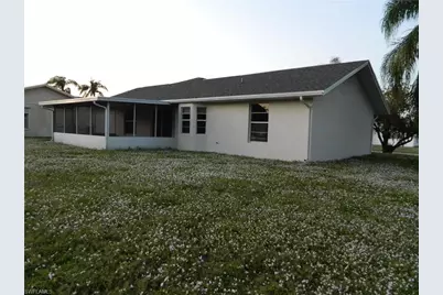 19378 Coraltree Ct, Lehigh Acres, FL 33936 - Photo 21