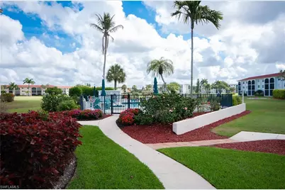 53 High Point Cir W #204, Naples, FL 34103 - Photo 31