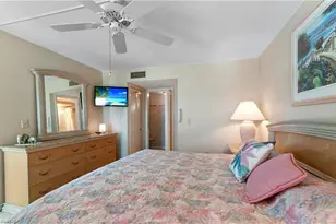 53 High Point Cir W, Naples, FL 34103 - Photo 15