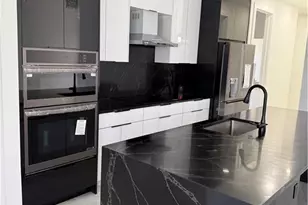 1117 NE 15th St, Cape Coral, FL 33909 - Photo 5