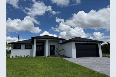 1117 NE 15th St, Cape Coral, FL 33909 - Photo 1