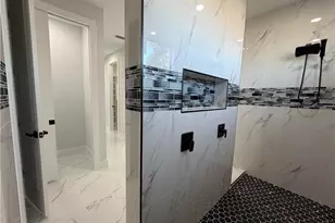 112 NE 6th St, Cape Coral, FL 33909 - Photo 13