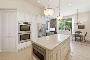 355 14th Ave NE, Naples, FL 34120 - Photo 5