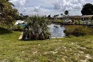 607 SE 34th Terrace, Cape Coral, FL 33904 - Photo 15