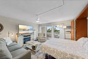 1 Bluebill Ave, Naples, FL 34108 - Photo 25