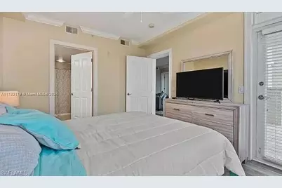 2825 Palm Beach Blvd #418, Fort Myers, FL 33916 - Photo 3