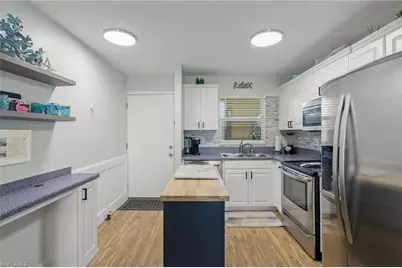 915 Beach Rd #215, Sarasota, FL 34242 - Photo 3