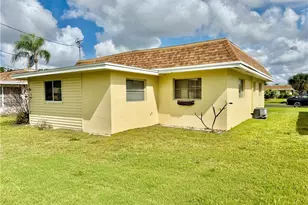 2212 Gardenia Way, Lehigh Acres, FL 33936 - Photo 7