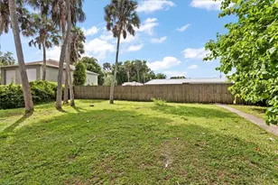 319 W Mariana Ave, North Fort Myers, FL 33903 - Photo 23