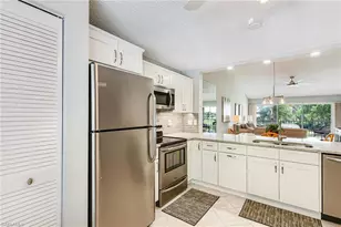 3655 Amberly Cir, Naples, FL 34112 - Photo 5